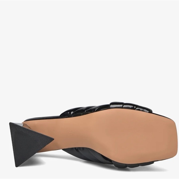 Sleek Black Mules with Glossy Finish - Picture 8 of 9